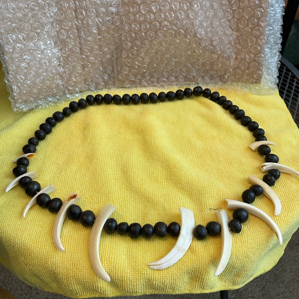 Costume fang neckless